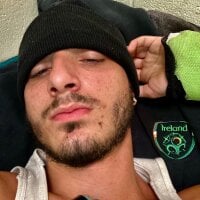 hotbodyguy21's Profile Pic