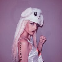 غرفة دردشة AgathaHarrris دون اتصال