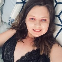 irishplaybunny98's Offline Chat Room