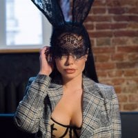 ADRIANA054's Offline Chat Room