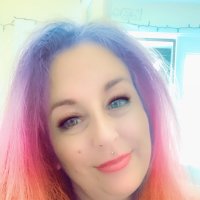 Islandgal85's Offline Chat Room