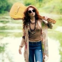 Lena_newlove's Offline Chat Room