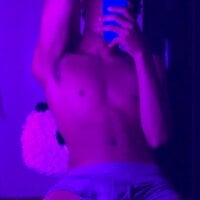 mael_adams webcam
