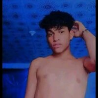 Model femboy_hott01