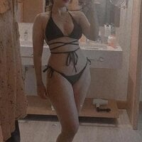 latin-moonlight's Offline Chat Room