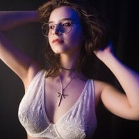 AnneBakeer's Avatar Pic