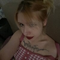 FaeRozellin webcam model