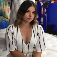 JulyanaLandon Adlı Modelin Çevrimdışı Sohbet Odası