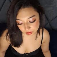 Lara_Crofftt webcam model