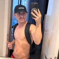 Edubeckerxx's Offline Chat Room