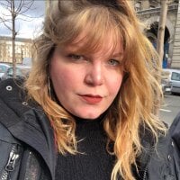 queeninanna's Offline Chat Room