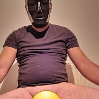 HiddenFaces' Offline Chat Room