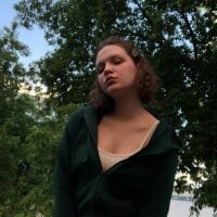 JoanHeritage's Offline Chat Room