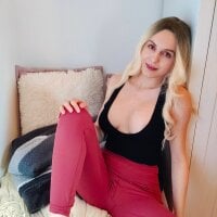 EmilyLauren01 webcam model