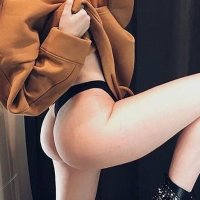 Meggi_Phelps' Offline Chat Room