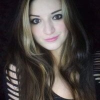 supergirldark's Offline Chat Room