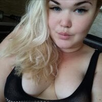 Squirtttgirl: офлайн-чат