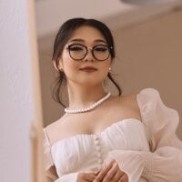 Nikki-awesome webcam model