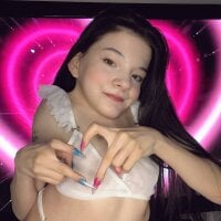 MiniSophiaa fully naked stripping on cam for live porn video webcam chat