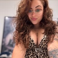 DarthBarbieee webcam model