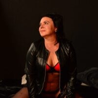 غرفة دردشة Angelina-Yulia دون اتصال