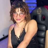 Kendall_rossii_ webcam model