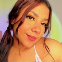 babezoe18's Offline Chat Room