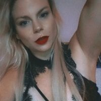 Daisydallaspagee's Offline Chat Room