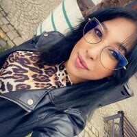 VannyFoxx webcam model