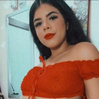 Rossie_emma Adlı Modelin Çevrimdışı Sohbet Odası