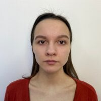 ElzaJohan Adlı Modelin Çevrimdışı Sohbet Odası
