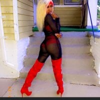 BabeScar11's Offline Chat Room