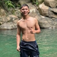 Camilo_hot_21 webcam model