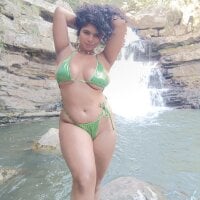 Simone_Miller Adlı Modelin Avatarı