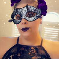 Snoqueen954321 Cam Model Profile | Stripchat