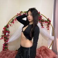 Raveen_dark webcam