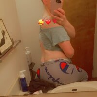 candycane992's Offline Chat Room