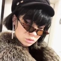 x_cople_x Adlı Modelin Çevrimdışı Sohbet Odası