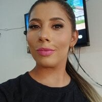 samanta_b_ webcam model