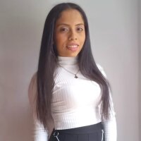 AriannaEvanns Adlı Modelin Çevrimdışı Sohbet Odası