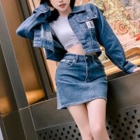 Lucy217 webcam model
