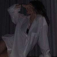 Erinaa's Avatar Pic
