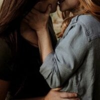 BrunetteRed666 offline chatrum