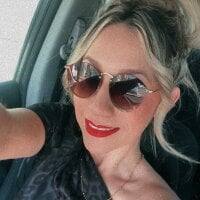 sofia_forever's Offline Chat Room