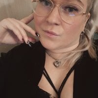 SweetPrincess93 avatar