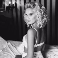 Izzie's Offline Chat Room