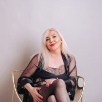 LadyKriss webcam model