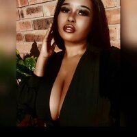 BustyBaddie_21のオフラインチャットルーム