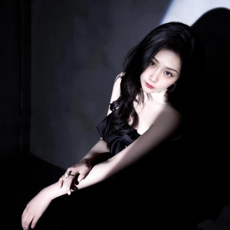 Marui-'s Stripchat show and profile