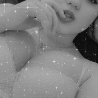 universxx's Offline Chat Room